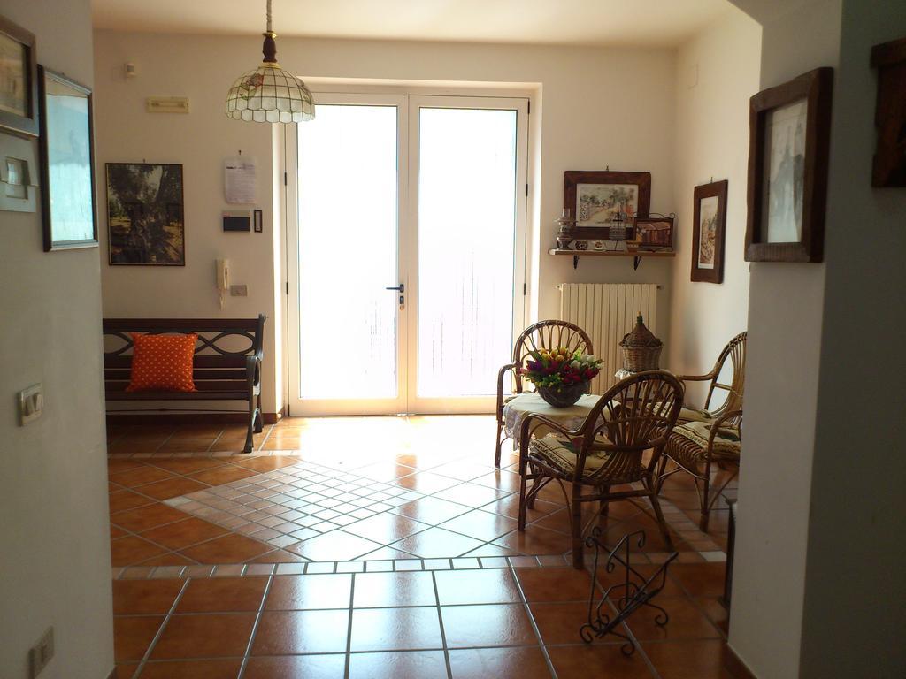 Villa Macchione Mattinata Szoba fotó